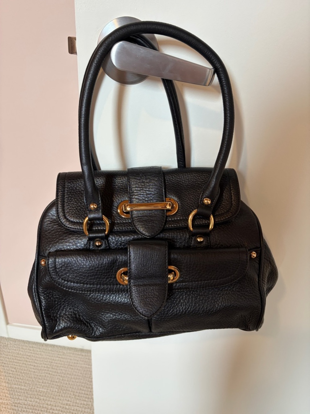 Like new! Anne Klein Black Pebble Leather Satchel Handbag with Gold Hardware - Picture 10 of 10